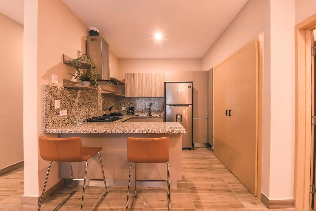 Fully Serviced Apartment At Regatta Living - 2C Santo Domingo